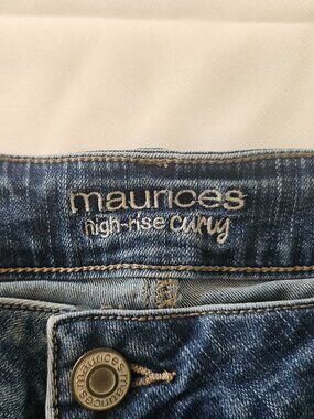 Maurices High Rise Curvy Jeans - Bootcut - 14 SHORT